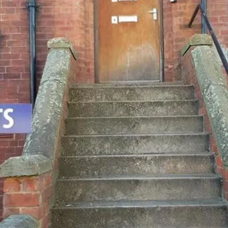 Apartment Classic In Leeds Near Roundhay Park *